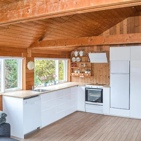 Holiday home Beautiful In W/ 2 Bedrooms